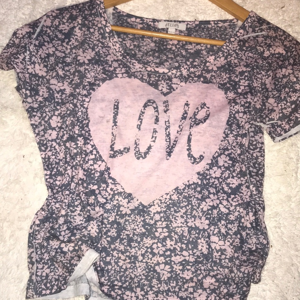 Delia’s Love Heart Lettering Tee